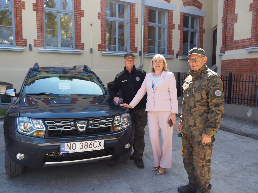 Nowe auto- nowa energia dla Społecznej Straży Rybackiej Powiatu Bartoszyckiego!