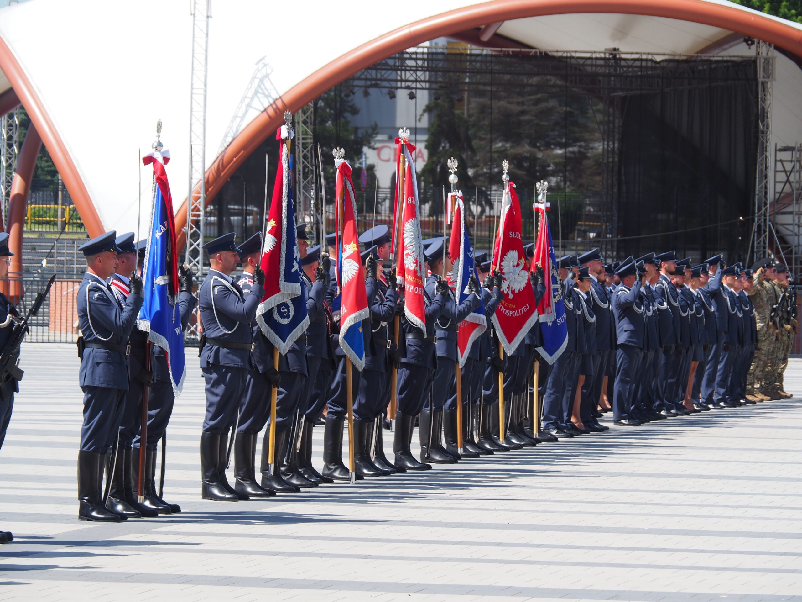 Wyjątkowy jubileusz i święto mundurowych. Okręgowe obchody Służby Więziennej w Bartoszycach
