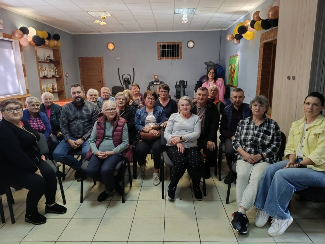 „Świadomi i Bezpieczni” – profilaktyczne spotkanie z seniorami w Kandytach